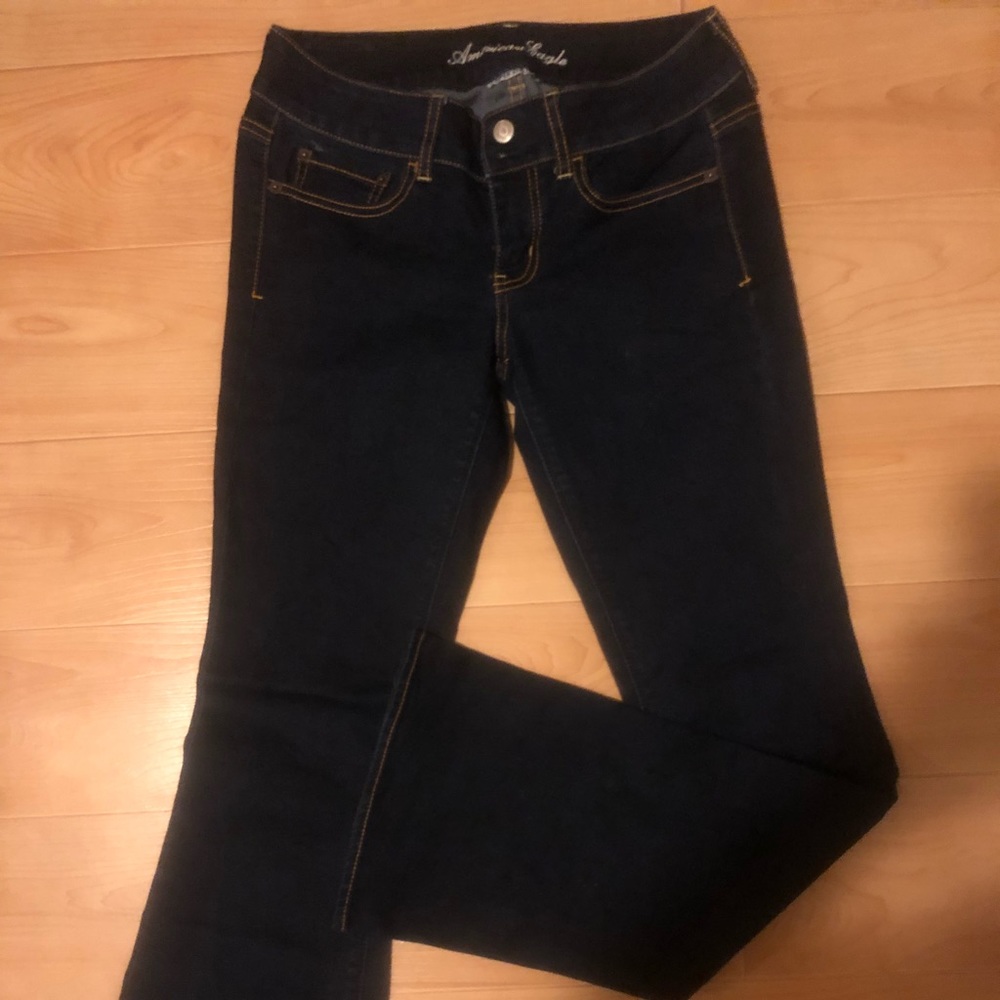 Women’s American eagle jeans
